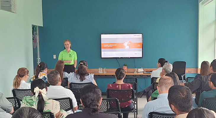 Julia Olesen presenting Costs and Benefits on Dual VET